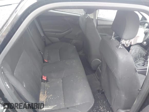 ✅ 2017 Ford Focus S • VIN: 1FADP3E27HL201371 • Lot: 42258266. Wystawiony na IAAI z przebiegiem 68 872 mil. Bezpłatny archiwum sprzedaży aukcyjnych z USA i szczegółowy raport historii pojazdu na DreamBid. Zdjęcie 8.