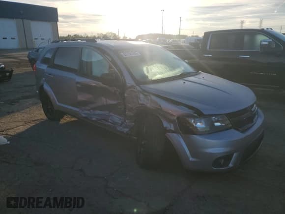 ✅ 2017 Dodge Journey GT • VIN: 3C4PDCEG3HT582619 • Lot: 85706785. Wystawiony na Copart z przebiegiem 88 592 mil. Bezpłatny archiwum sprzedaży aukcyjnych z USA i szczegółowy raport historii pojazdu na DreamBid. Zdjęcie 4.