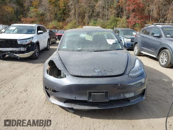 ✅ 2022 Tesla Model 3 Long Range • VIN: 5YJ3E1EB6NF258630 • Lot: 40682978. Wystawiony na IAAI z przebiegiem 34 868 mil. Bezpłatny archiwum sprzedaży aukcyjnych z USA i szczegółowy raport historii pojazdu na DreamBid. Zdjęcie 13.