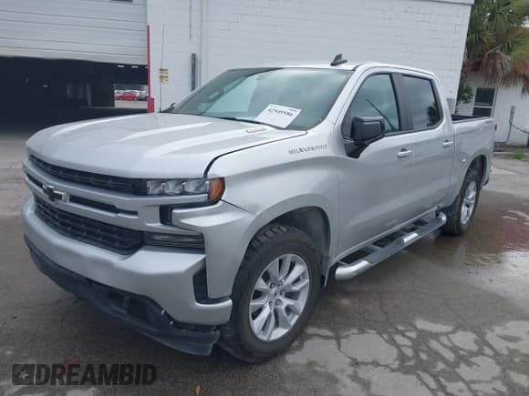 ✅ 2020 Chevrolet Silverado 1500 RST • VIN: 3GCUYEET9LG230839 • Лот: 42949586. Опубликован ранее на IAAI с пробегом 61 537 миль. Бесплатный доступ к архиву аукционных продаж из США и подробный отчёт об истории автомобиля на DreamBid. Изображение 2.