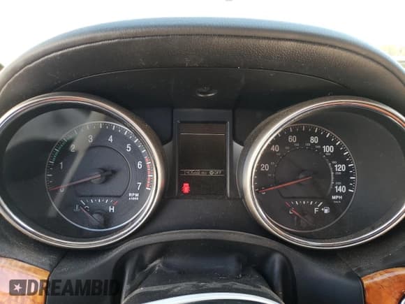 ✅ 2011 Jeep Grand Cherokee Overland • VIN: 1J4RR6GT1BC583870 • Lot: 85835995. Listed on Copart with 140,568 mi. Free auction sales archive from the USA and detailed vehicle history report at DreamBid. Image 9.