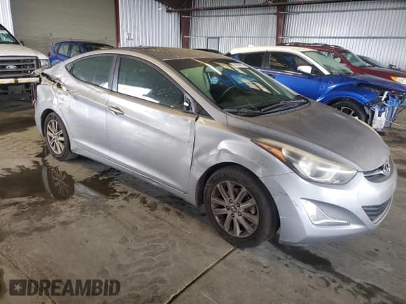 ✅ 2014 Hyundai Elantra SE • VIN: KMHDH4AE2EU121913 • Лот: 90898605. Опубликован ранее на Copart с пробегом 126 201 миль. Бесплатный доступ к архиву аукционных продаж из США и подробный отчёт об истории автомобиля на DreamBid. Изображение 4.