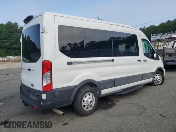 ✅ 2023 Ford Transit Passenger XL • VIN: 1FBAX9CG5PKA55964 • Лот: 61262455. Опубликован ранее на Copart с пробегом 23 111 миль. Бесплатный доступ к архиву аукционных продаж из США и подробный отчёт об истории автомобиля на DreamBid. Изображение 3.