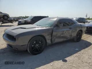 ✅ 2018 Dodge Challenger T/A • VIN: 2C3CDZBT2JH311606 • Lot: 43788383. Wystawiony na Copart z przebiegiem 19 862 mil. Bezpłatny archiwum sprzedaży aukcyjnych z USA i szczegółowy raport historii pojazdu na DreamBid. Zdjęcie 1.