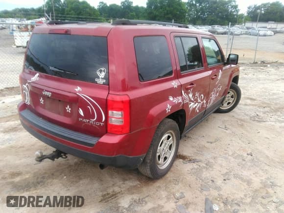 ✅ 2017 Jeep Patriot Sport • VIN: 1C4NJPBB4HD120690 • Lot: 42295391. Listed on IAAI with 94,619 mi. Free auction sales archive from the USA and detailed vehicle history report at DreamBid. Image 4.
