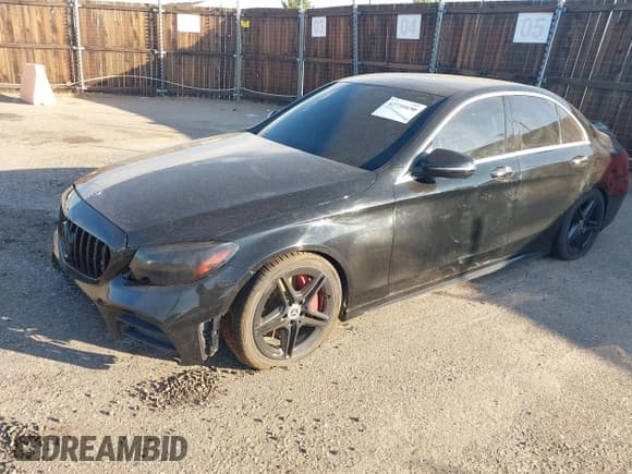 ✅ 2020 Mercedes-Benz C 300 • VIN: 55SWF8EB4LU325918 • Lot: 42731630. Wystawiony na IAAI z przebiegiem 65 099 mil. Bezpłatny archiwum sprzedaży aukcyjnych z USA i szczegółowy raport historii pojazdu na DreamBid. Zdjęcie 16.