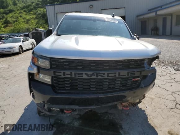 ✅ 2020 Chevrolet Silverado 1500 Custom Trail Boss • VIN: 1GCRYCEH1LZ368350 • Lot: 60545505. Wystawiony na Copart z przebiegiem 65 574 mil. Bezpłatny archiwum sprzedaży aukcyjnych z USA i szczegółowy raport historii pojazdu na DreamBid. Zdjęcie 5.