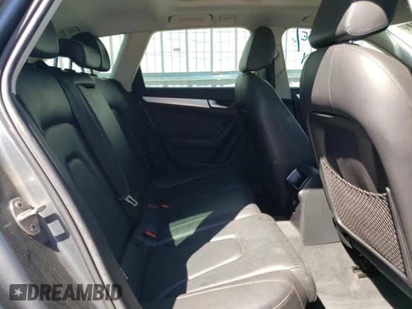 ✅ 2012 Audi A4 Premium • VIN: WAUSFAFL8CA052132 • Лот: 72180004. Опубликован ранее на Copart с пробегом 148 641 миль. Бесплатный доступ к архиву аукционных продаж из США и подробный отчёт об истории автомобиля на DreamBid. Изображение 10.