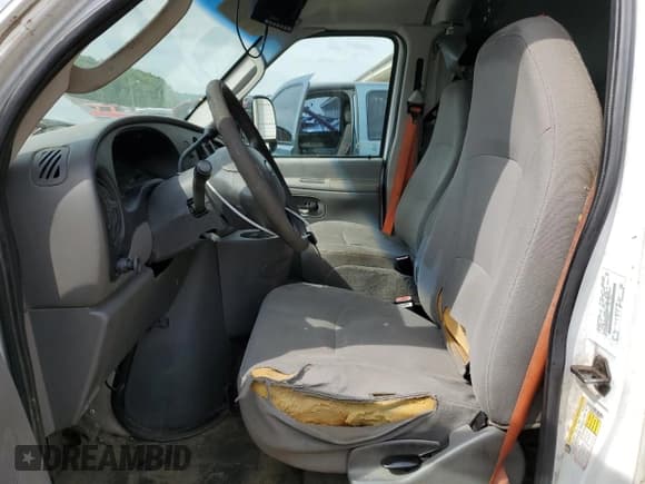 ✅ 2007 Ford Econoline Cargo Commercial • VIN: 1FTNE24W77DA99727 • Lot: 55061535. Listed on Copart with 409,900 mi. Free auction sales archive from the USA and detailed vehicle history report at DreamBid. Image 7.