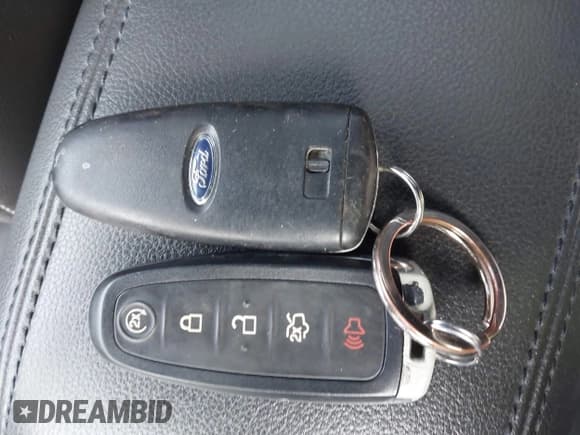 ✅ 2013 Ford Escape SEL • VIN: 1FMCU9HX7DUC12573 • Лот: 43675809. Опубликован ранее на IAAI с пробегом 189 500 миль. Бесплатный доступ к архиву аукционных продаж из США и подробный отчёт об истории автомобиля на DreamBid. Изображение 11.