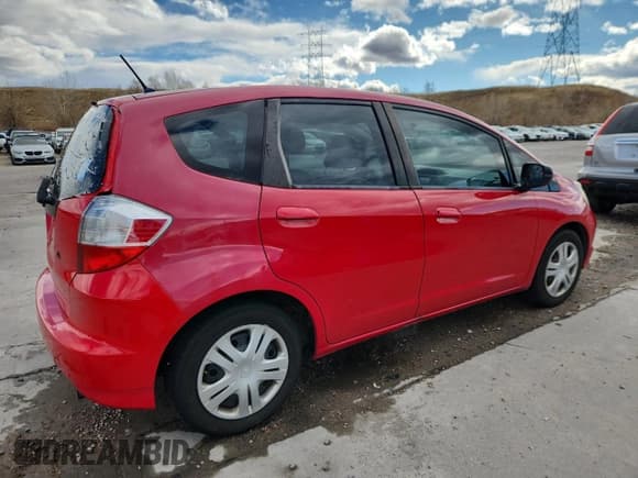 ✅ 2009 Honda Fit • VIN: JHMGE88269S016353 • Lot: 92920135. Listed on Copart with 159,717 mi. Free auction sales archive from the USA and detailed vehicle history report at DreamBid. Image 3.