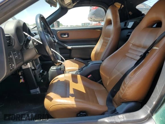 ✅ 2003 Toyota MR2 • VIN: JTDFR320830060014 • Лот: 56990865. Опубликован ранее на Copart с пробегом 138 008 миль. Бесплатный доступ к архиву аукционных продаж из США и подробный отчёт об истории автомобиля на DreamBid. Изображение 7.