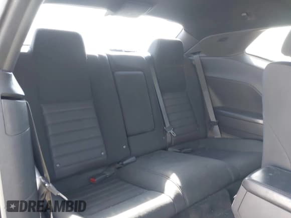 ✅ 2009 Dodge Challenger SE • VIN: 2B3LJ44V89H588439 • Lot: 40663211. Wystawiony na IAAI z przebiegiem 172 655 mil. Bezpłatny archiwum sprzedaży aukcyjnych z USA i szczegółowy raport historii pojazdu na DreamBid. Zdjęcie 8.