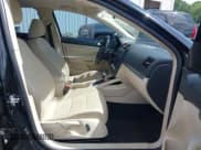 ✅ 2010 Volkswagen Jetta Limited Edition • VIN: 3VWAX7AJXAM128855 • Lot: 42355754. Listed on IAAI with 131,845 mi. Free auction sales archive from the USA and detailed vehicle history report at DreamBid. Image 5.