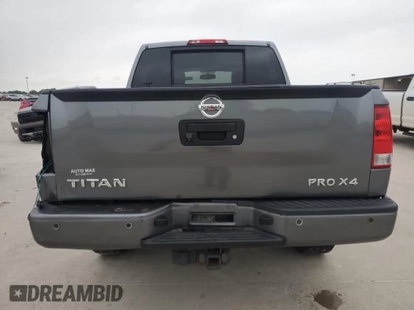 ✅ 2013 Nissan Titan S • VIN: 1N6AA0EC3DN314882 • Лот: 55065935. Опубликован ранее на Copart с пробегом 124 299 миль. Бесплатный доступ к архиву аукционных продаж из США и подробный отчёт об истории автомобиля на DreamBid. Изображение 6.