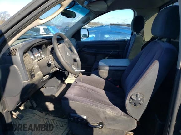 ✅ 2004 Dodge 1500 SLT • VIN: 1D7HA16D04J225461 • Лот: 79728974. Опубликован ранее на Copart с пробегом 284 794 миль. Бесплатный доступ к архиву аукционных продаж из США и подробный отчёт об истории автомобиля на DreamBid. Изображение 7.