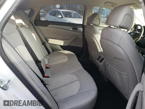 ✅ 2016 Hyundai Sonata • VIN: KMHE14L26GA024813 • Лот: 73361603. Опубликован ранее на Copart с пробегом 103 748 миль. Бесплатный доступ к архиву аукционных продаж из США и подробный отчёт об истории автомобиля на DreamBid. Изображение 10.