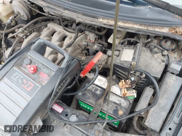 ✅ 2001 Mazda MPV DX • VIN: JM3LW28G010169551 • Lot: 43070181. Wystawiony na IAAI z przebiegiem Nie podano. Bezpłatny archiwum sprzedaży aukcyjnych z USA i szczegółowy raport historii pojazdu na DreamBid. Zdjęcie 6.