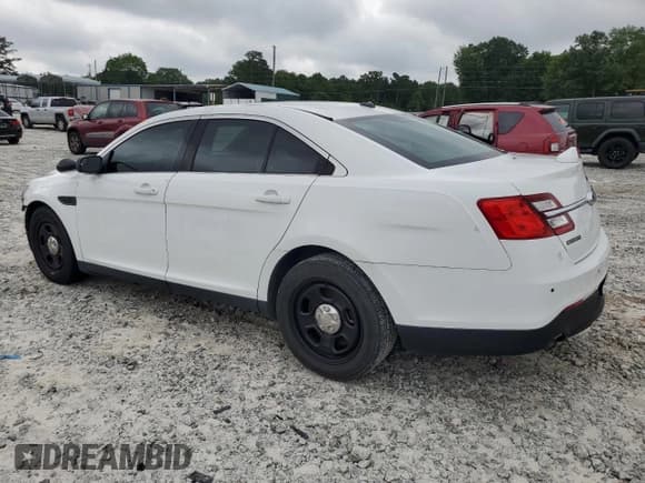✅ 2016 Ford Police Interceptor • VIN: 1FAHP2MT6GG154685 • Lot: 60705905. Listed on Copart with 112,952 mi. Free auction sales archive from the USA and detailed vehicle history report at DreamBid. Image 2.