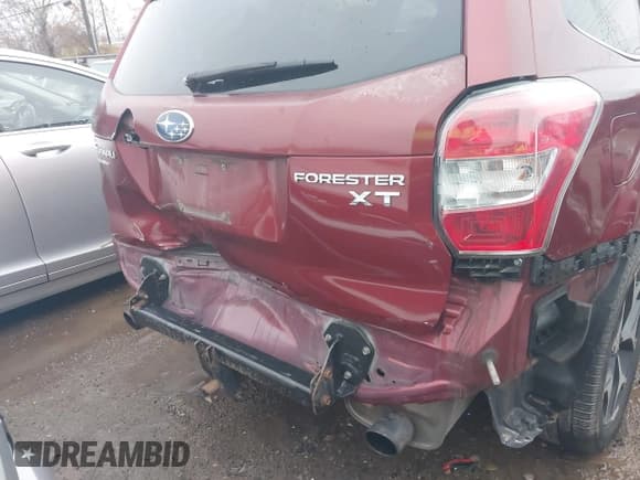 ✅ 2016 Subaru Forester XT Touring • VIN: JF2SJGXC3GH404079 • Lot: 43723720. Wystawiony na IAAI z przebiegiem 101 514 mil. Bezpłatny archiwum sprzedaży aukcyjnych z USA i szczegółowy raport historii pojazdu na DreamBid. Zdjęcie 6.