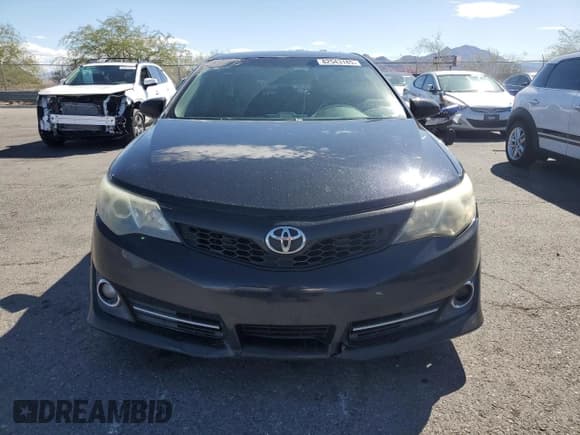 ✅ 2014 Toyota Camry SE • VIN: 4T1BF1FK0EU419032 • Lot: 82543185. Wystawiony na Copart z przebiegiem 179 440 mil. Bezpłatny archiwum sprzedaży aukcyjnych z USA i szczegółowy raport historii pojazdu na DreamBid. Zdjęcie 5.