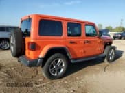 ✅ 2018 Jeep Wrangler Unlimited Sahara • VIN: 1C4HJXEN5JW328218 • Lot: 84573225. Wystawiony na Copart z przebiegiem 104 801 mil. Bezpłatny archiwum sprzedaży aukcyjnych z USA i szczegółowy raport historii pojazdu na DreamBid. Zdjęcie 3.