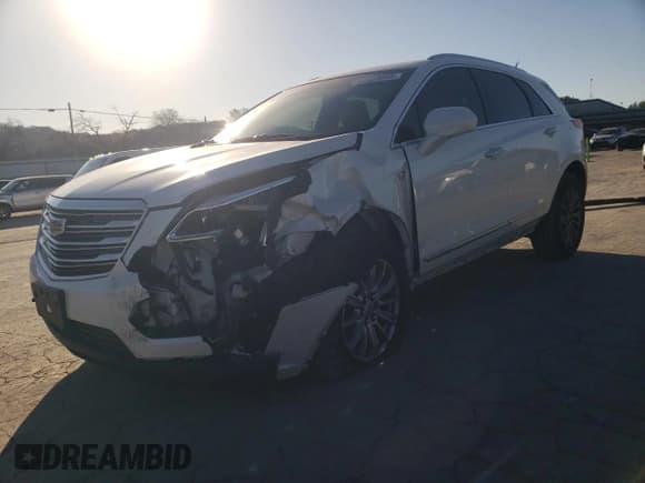 ✅ 2017 Cadillac XT5 FWD • VIN: 1GYKNARS2HZ195542 • Lot: 92423055. Listed on Copart with 81,148 mi. Free auction sales archive from the USA and detailed vehicle history report at DreamBid. Image 1.