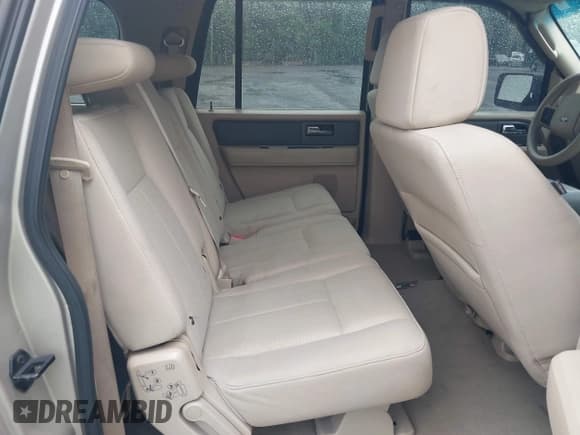 ✅ 2007 Ford Expedition Max XLT • VIN: 1FMFK165X7LA17745 • Лот: 42127365. Опубликован ранее на IAAI с пробегом Не указан. Бесплатный доступ к архиву аукционных продаж из США и подробный отчёт об истории автомобиля на DreamBid. Изображение 8.