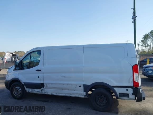 ✅ 2017 Ford Transit • VIN: 1FTYE1ZM5HKB25236 • Лот: 41715741. Опубликован ранее на IAAI с пробегом 146 883 миль. Бесплатный доступ к архиву аукционных продаж из США и подробный отчёт об истории автомобиля на DreamBid. Изображение 14.