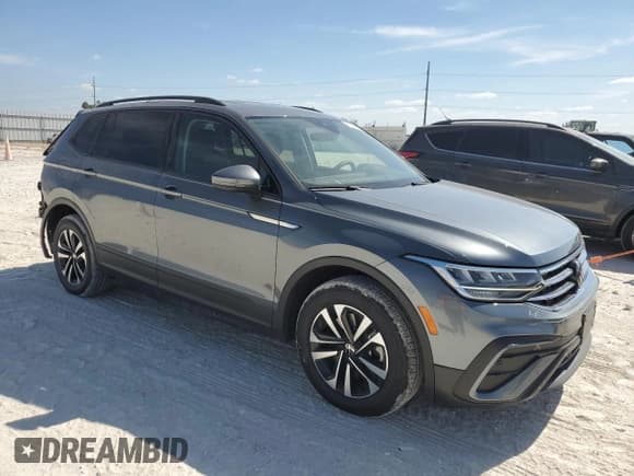 ✅ 2024 Volkswagen Tiguan S • VIN: 3VVRB7AX3RM056807 • Lot: 87203495. Wystawiony na Copart z przebiegiem 10 364 mil. Bezpłatny archiwum sprzedaży aukcyjnych z USA i szczegółowy raport historii pojazdu na DreamBid. Zdjęcie 4.