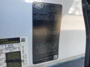 ✅ 2023 Land Rover Defender V8 • VIN: SALEWEEE6P2109107 • Лот: 55829475. Опубликован ранее на Copart с пробегом 24 525 миль. Бесплатный доступ к архиву аукционных продаж из США и подробный отчёт об истории автомобиля на DreamBid. Изображение 13.