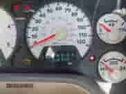 2006 Dodge 3500 SLT z VIN 3D7LX38C06G285382, wystawiony jako IAAI lot #42157287 z przebiegiem 158 742 mil mil oraz . Historia ofert i sprzedaży dostępna na DreamBid. Obrazek 14.