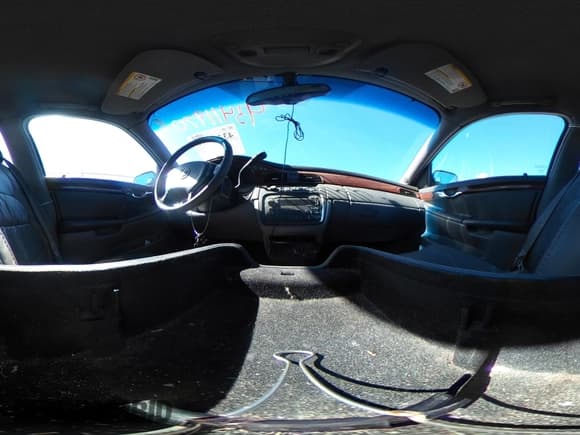 ✅ 2005 Cadillac DeVille • VIN: 1G6KD54Y25U265337 • Lot: 43411970. Wystawiony na IAAI z przebiegiem 149 747 mil. Bezpłatny archiwum sprzedaży aukcyjnych z USA i szczegółowy raport historii pojazdu na DreamBid. Zdjęcie 18.