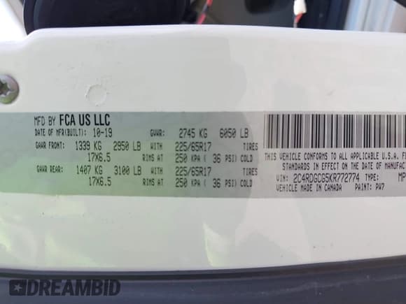 ✅ 2019 Dodge Grand Caravan SXT • VIN: 2C4RDGCG5KR772774 • Lot: 43223304. Wystawiony na IAAI z przebiegiem 160 854 mil. Bezpłatny archiwum sprzedaży aukcyjnych z USA i szczegółowy raport historii pojazdu na DreamBid. Zdjęcie 9.