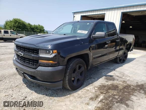 2018 Chevrolet Silverado 1500 Work Truck with VIN 1GCVKNEC3JZ337968, listed as a Copart auction lot 67885765 with 118,179 mi miles and Salvage title. Bid and sale history available at DreamBid. Image 1.