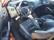 ✅ 2016 Hyundai Veloster Turbo R-Spec • VIN: KMHTC6AE5GU267750 • Lot: 81294294. Wystawiony na Copart z przebiegiem 82 520 mil. Bezpłatny archiwum sprzedaży aukcyjnych z USA i szczegółowy raport historii pojazdu na DreamBid. Zdjęcie 8.