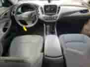 ✅ 2019 Chevrolet Malibu LS • VIN: 1G1ZB5ST1KF105029 • Лот: 62115415. Опубликован ранее на Copart с пробегом 116 467 миль. Бесплатный доступ к архиву аукционных продаж из США и подробный отчёт об истории автомобиля на DreamBid. Изображение 8.