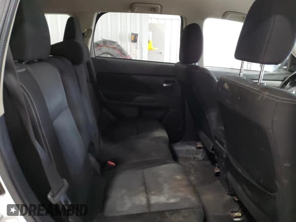 ✅ 2016 Mitsubishi Outlander SE • VIN: JA4AZ3A39GZ003015 • Lot: 93011275. Listed on Copart with 167,274 mi. Free auction sales archive from the USA and detailed vehicle history report at DreamBid. Image 11.