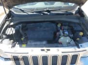 ✅ 2016 Jeep Renegade Limited • VIN: ZACCJADT0GPC91124 • Lot: 42019518. Wystawiony na IAAI z przebiegiem 131 471 mil. Bezpłatny archiwum sprzedaży aukcyjnych z USA i szczegółowy raport historii pojazdu na DreamBid. Zdjęcie 10.