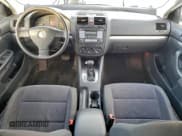 ✅ 2007 Volkswagen Jetta 2.5 • VIN: 3VWPF71K37M080260 • Lot: 94483475. Wystawiony na Copart z przebiegiem 384 949 mil. Bezpłatny archiwum sprzedaży aukcyjnych z USA i szczegółowy raport historii pojazdu na DreamBid. Zdjęcie 8.