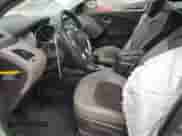 2013 Hyundai Tucson GLS z VIN KM8JU3AC4DU546815, wystawiony jako Copart lot #60543454 z przebiegiem 158 613 mil mil oraz Szkoda całkowita • Salvage title. Historia ofert i sprzedaży dostępna na DreamBid. Obrazek 7.