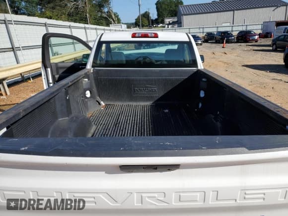 ✅ 2019 Chevrolet Silverado 1500 Work Truck • VIN: 3GCNWAEF8KG267358 • Lot: 81344255. Wystawiony na Copart z przebiegiem 143 413 mil. Bezpłatny archiwum sprzedaży aukcyjnych z USA i szczegółowy raport historii pojazdu na DreamBid. Zdjęcie 10.
