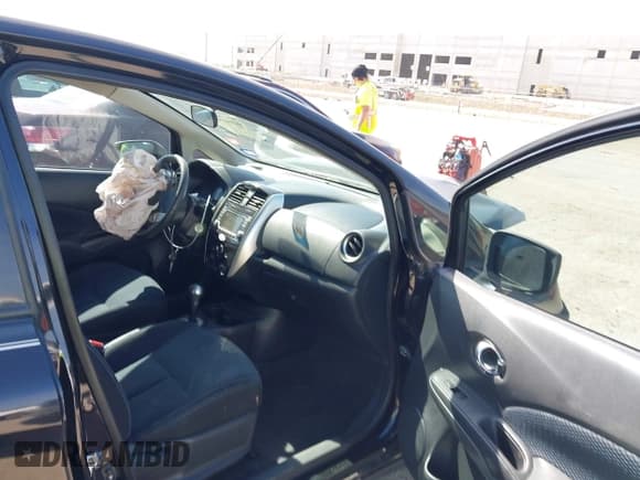 ✅ 2016 Nissan Note S • VIN: 3N1CE2CP0GL391458 • Lot: 42617005. Listed on IAAI with 141,008 mi. Free auction sales archive from the USA and detailed vehicle history report at DreamBid. Image 5.