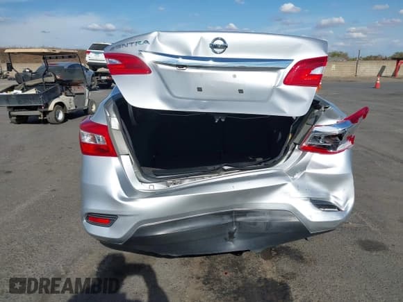 ✅ 2019 Nissan Sentra SV • VIN: 3N1AB7AP2KY343634 • Лот: 43211060. Опубликован ранее на IAAI с пробегом 70 352 миль. Бесплатный доступ к архиву аукционных продаж из США и подробный отчёт об истории автомобиля на DreamBid. Изображение 6.