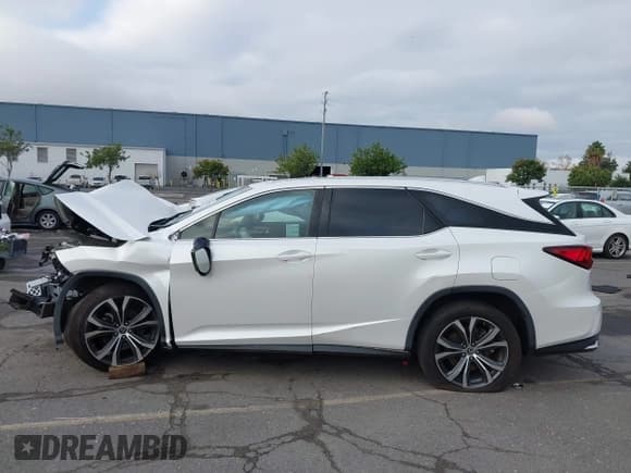 ✅ 2019 Lexus RX 350L Premium • VIN: JTJDZKCA1K2018261 • Лот: 43726725. Опубликован ранее на IAAI с пробегом 72 915 миль. Бесплатный доступ к архиву аукционных продаж из США и подробный отчёт об истории автомобиля на DreamBid. Изображение 15.