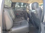 ✅ 2004 Chevrolet Silverado 2500HD Work Truck • VIN: 1GCHC23U04F179275 • Лот: 95805925. Опубликован ранее на Copart с пробегом 260 462 миль. Бесплатный доступ к архиву аукционных продаж из США и подробный отчёт об истории автомобиля на DreamBid. Изображение 10.