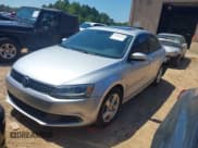 ✅ 2012 Volkswagen Jetta TDI • VIN: 3VW3L7AJ6CM308888 • Лот: 43074676. Опубликован ранее на IAAI с пробегом 171 893 миль. Бесплатный доступ к архиву аукционных продаж из США и подробный отчёт об истории автомобиля на DreamBid. Изображение 2.