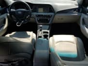 ✅ 2016 Hyundai Sonata Sport • VIN: 5NPE34AF0GH344559 • Лот: 63048985. Опубликован ранее на Copart с пробегом 159 249 миль. Бесплатный доступ к архиву аукционных продаж из США и подробный отчёт об истории автомобиля на DreamBid. Изображение 8.