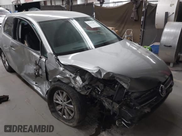 ✅ 2015 Volkswagen Golf TSI S • VIN: 3VW917AU7FM078793 • Lot: 43411297. Wystawiony na IAAI z przebiegiem 123 265 mil. Bezpłatny archiwum sprzedaży aukcyjnych z USA i szczegółowy raport historii pojazdu na DreamBid. Zdjęcie 6.