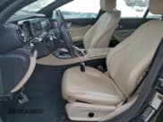 ✅ 2019 Mercedes-Benz E 300 • VIN: WDDZF4JBXKA565775 • Лот: 93819985. Опубликован ранее на Copart с пробегом Не указан. Бесплатный доступ к архиву аукционных продаж из США и подробный отчёт об истории автомобиля на DreamBid. Изображение 7.